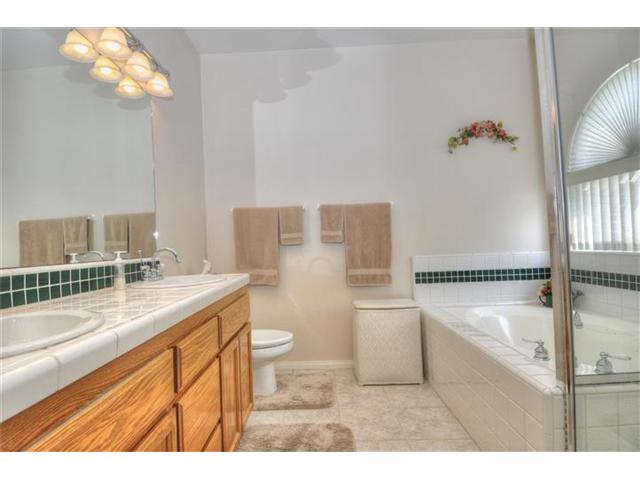 32023 Taliesin Way, Bonsall, CA 92003 photo 11