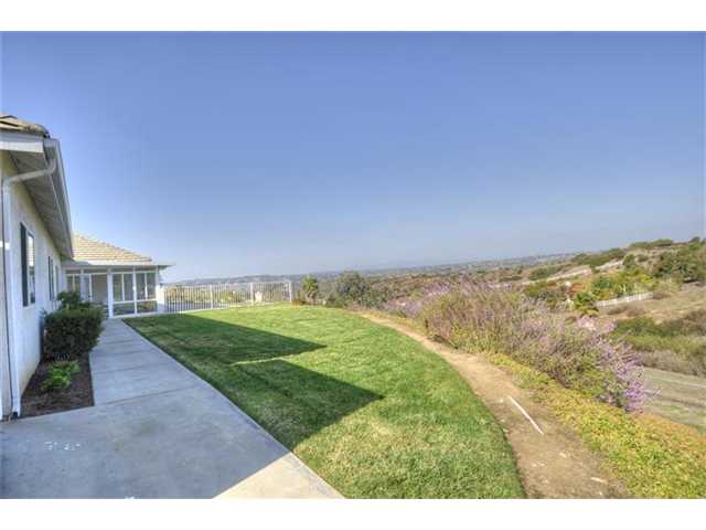 32023 Taliesin Way, Bonsall, CA 92003 photo 15
