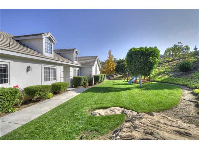 32023 Taliesin Way, Bonsall, CA 92003 photo 2