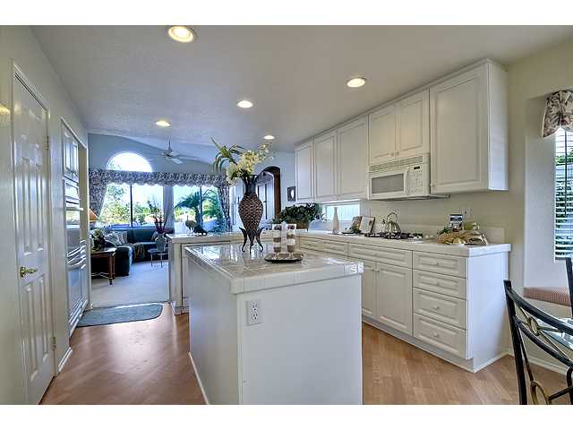 6048 Piros Way, Oceanside, CA 92056 photo 1