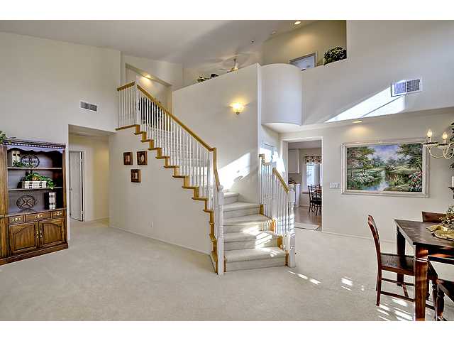 6048 Piros Way, Oceanside, CA 92056 photo 5