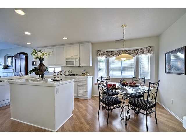 6048 Piros Way, Oceanside, CA 92056 photo 2