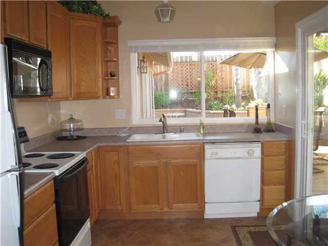 10310 Aquilla Dr, Lakeside, CA 92040 photo 6