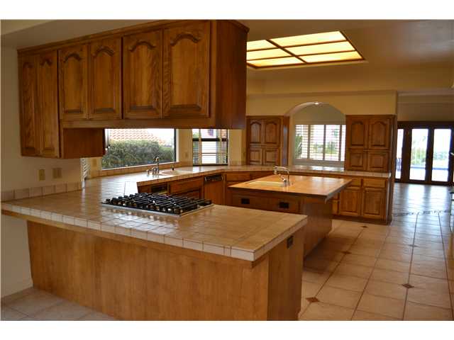 220 Via Tierra, Encinitas, CA 92024 photo 5