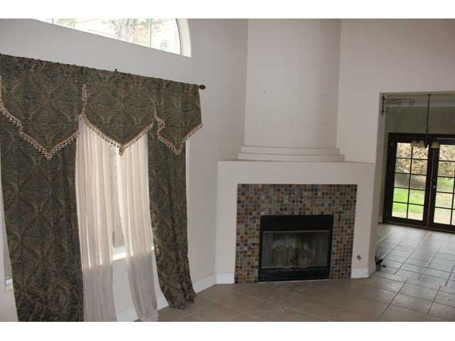 1558 Prima Vera, Oceanside, CA 92056 photo 3