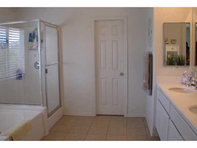 5469 Parrolette Ct, Oceanside, CA 92057 photo 9