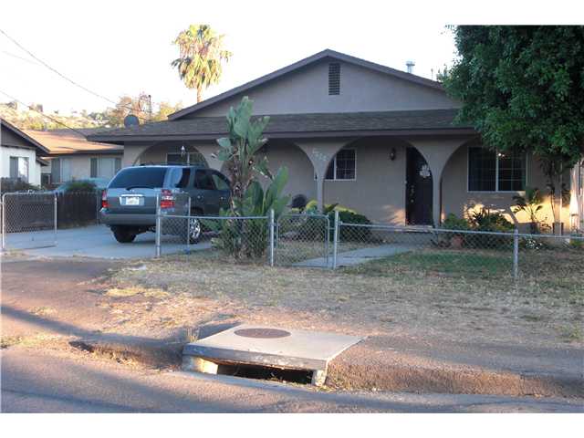 9003 Valencia St, Spring Valley, CA 91977 photo 1