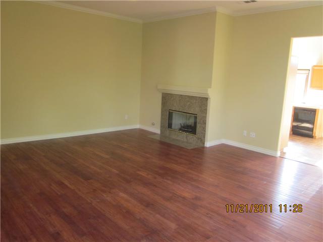 3929 Estancia Dr, Oceanside, CA 92058 photo 2