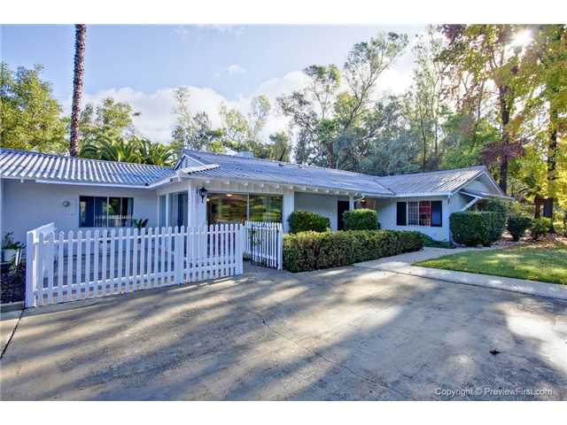 16427 Martincoit Rd, Poway, CA 92064 photo 1