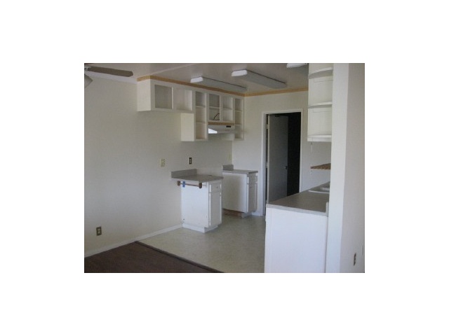 305 San Dimas Ave, Oceanside, CA 92057 photo 9