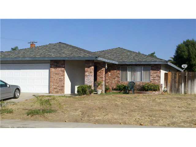2530 E Devonshire Ave, Hemet, CA 92544 photo 1