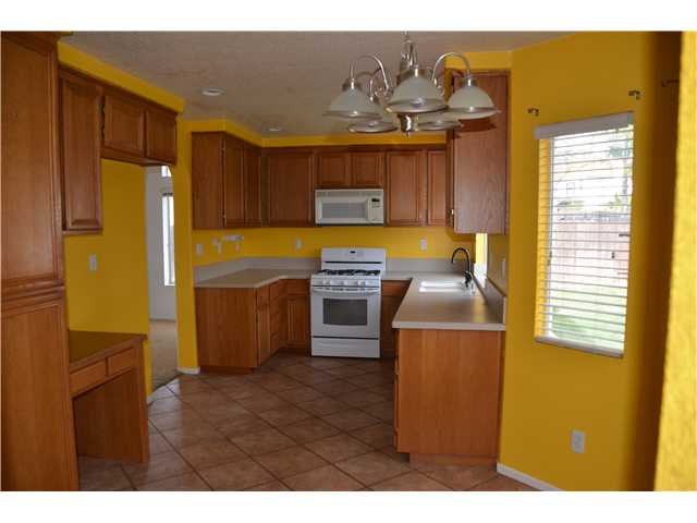 10197 Pinon Pl, Lakeside, CA 92040 photo 2