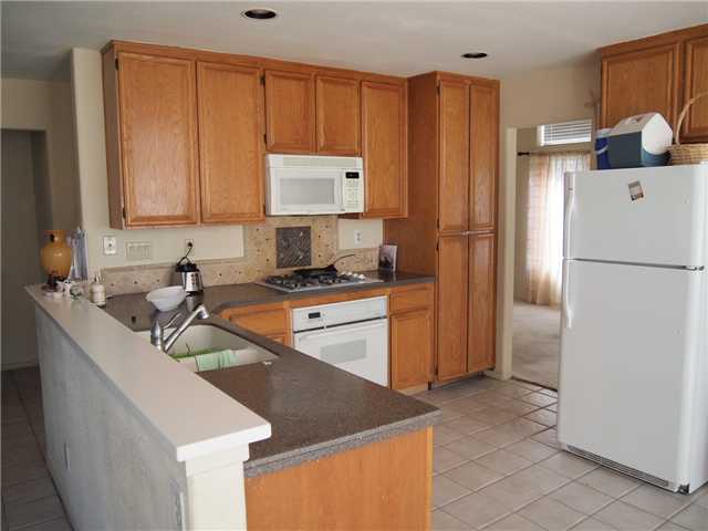 1025 Gallery Dr, Oceanside, CA 92057 photo 7