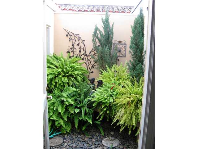 4664 Barcelona Way, Oceanside, CA 92056 photo 9