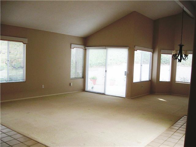 4664 Barcelona Way, Oceanside, CA 92056 photo 8