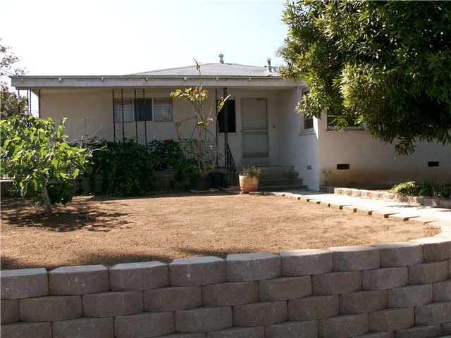 715 Vista Way, Oceanside, CA 92054 photo 1