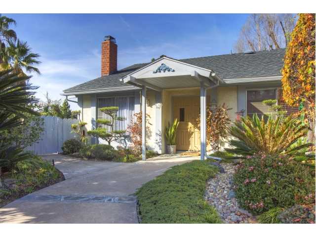 1628 Mapleleaf Ct, Encinitas, CA 92024 photo 2