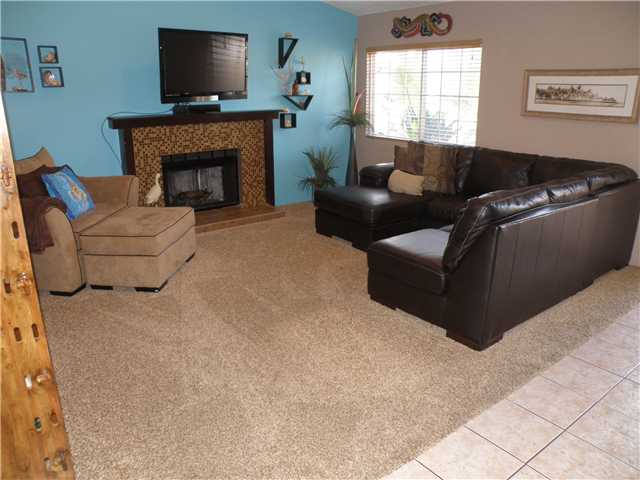 3795 Mulberry St, Oceanside, CA 92058 photo 2