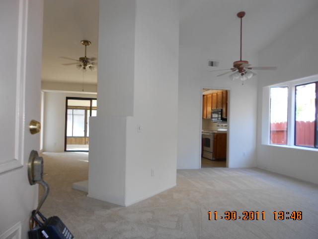 9250 Sinsonte Ln, Lakeside, CA 92040 photo 2