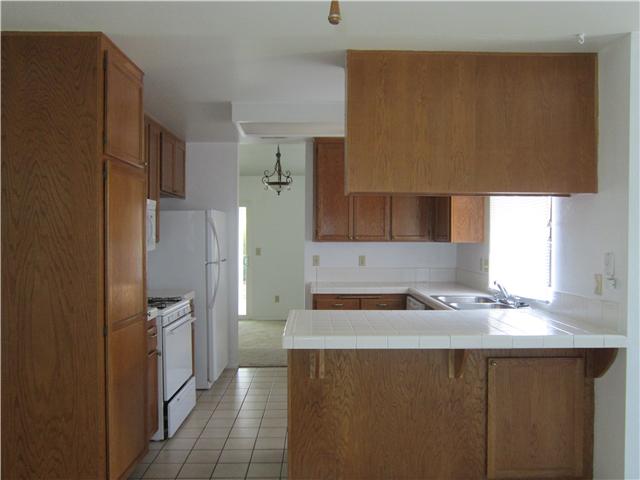 4914 Glenhaven Dr, Oceanside, CA 92056 photo 3