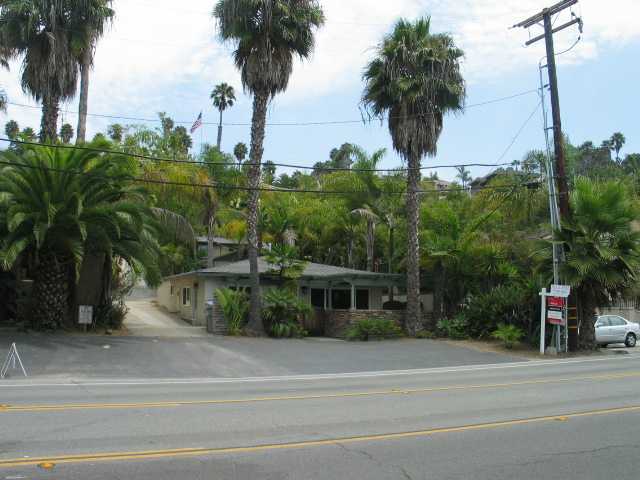 924 Valley Ave, Solana Beach, CA 92075 photo 2