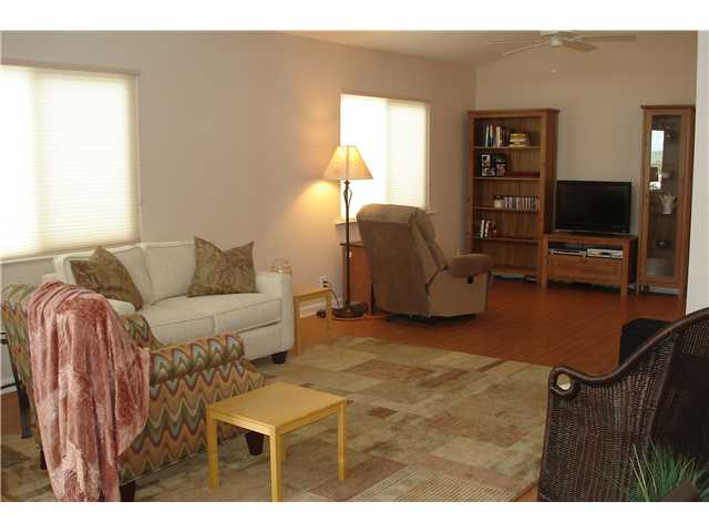 13 Oriole Ln, Oceanside, CA 92057 photo 3