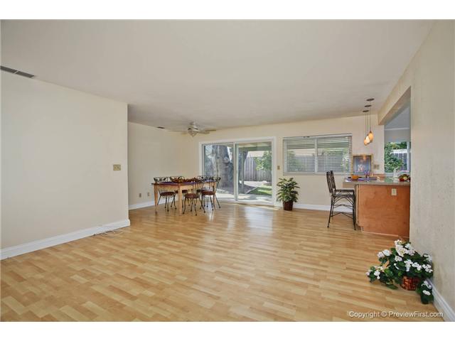 13032 Gate Dr, Poway, CA 92064 photo 4