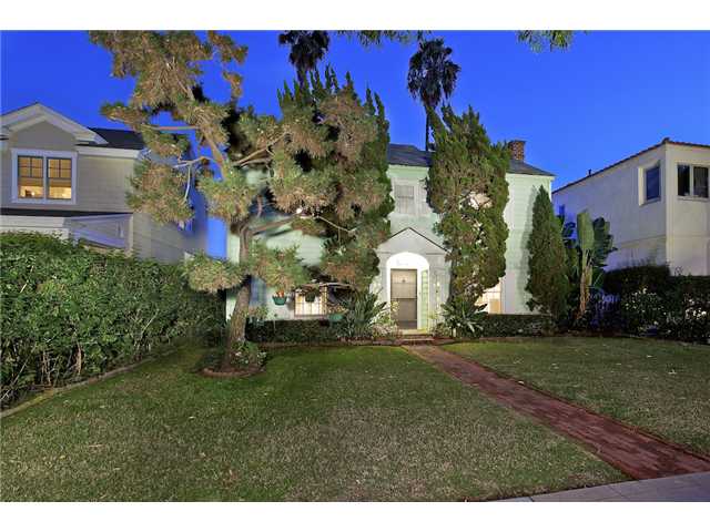 145 E Ave, Coronado, CA 92118 photo 2
