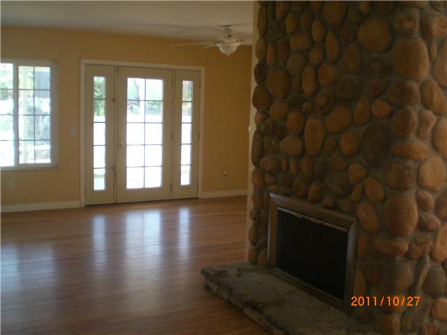 1234 Rees Rd, Escondido, CA 92026 photo 2