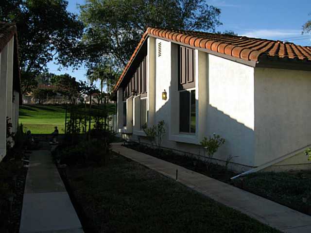 215 Summerside Ln, Encinitas, CA 92024 photo 2