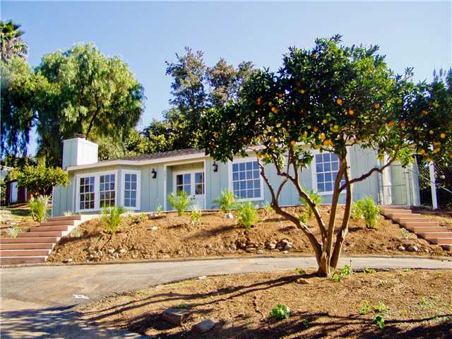 4075 Helena St, Fallbrook, CA 92028 photo 1