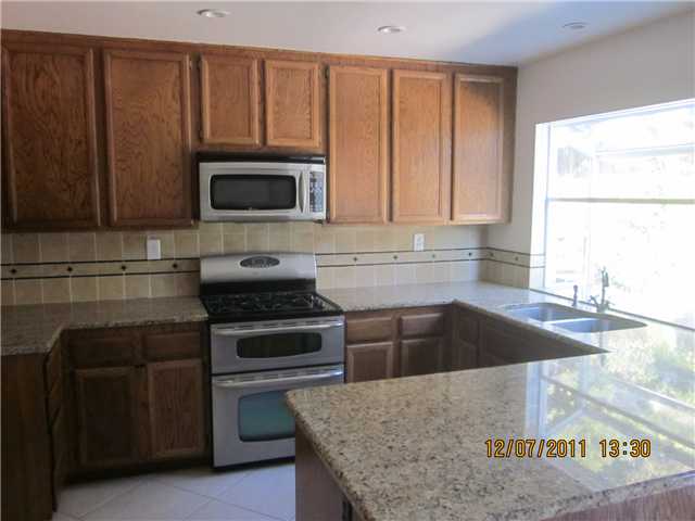 2324 Fallingleaf Rd, Oceanside, CA 92056 photo 4