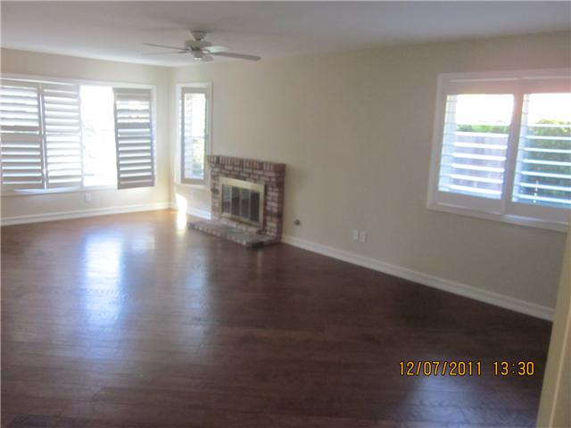 2324 Fallingleaf Rd, Oceanside, CA 92056 photo 2