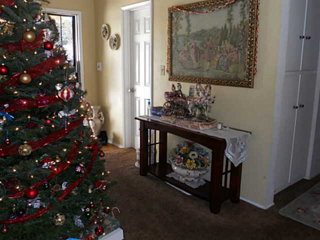 886 S Beech Ave, Chula Vista, CA 91911 photo 3