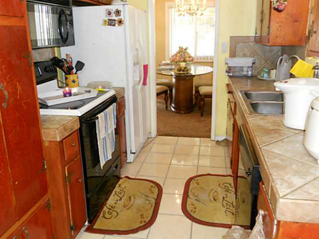 886 S Beech Ave, Chula Vista, CA 91911 photo 13