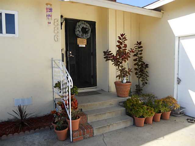 886 S Beech Ave, Chula Vista, CA 91911 photo 1