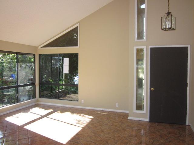 4335 Apache St, Oceanside, CA 92056 photo 2