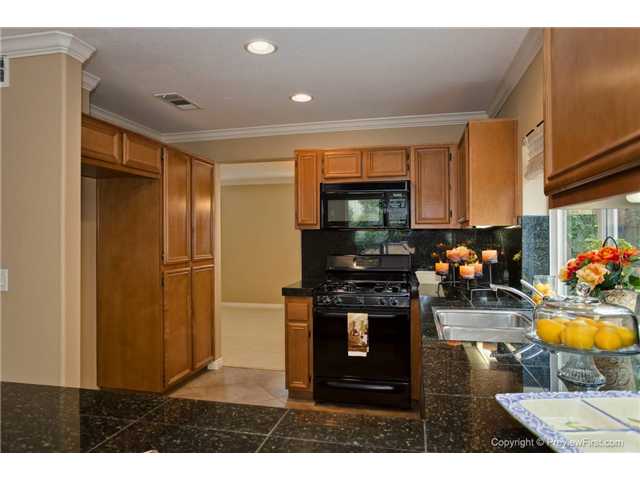 4186 Summerview Way, Oceanside, CA 92056 photo 8