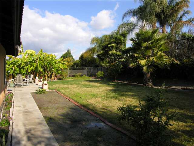 865 Granada Dr, Oceanside, CA 92056 photo 6