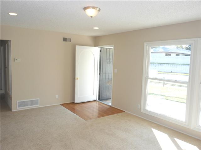 9413 Pebble Beach Dr, Santee, CA 92071 photo 5