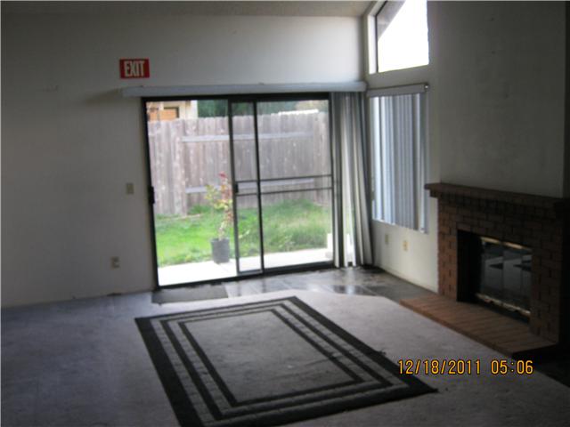 324 Wind Flower Way, Oceanside, CA 92057 photo 4