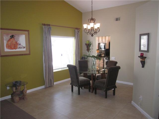 635 Creekside Ave, Oceanside, CA 92057 photo 7