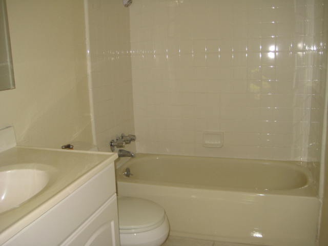 10709 Lisa Meadows Dr #C, Santee, CA 92071 photo 16