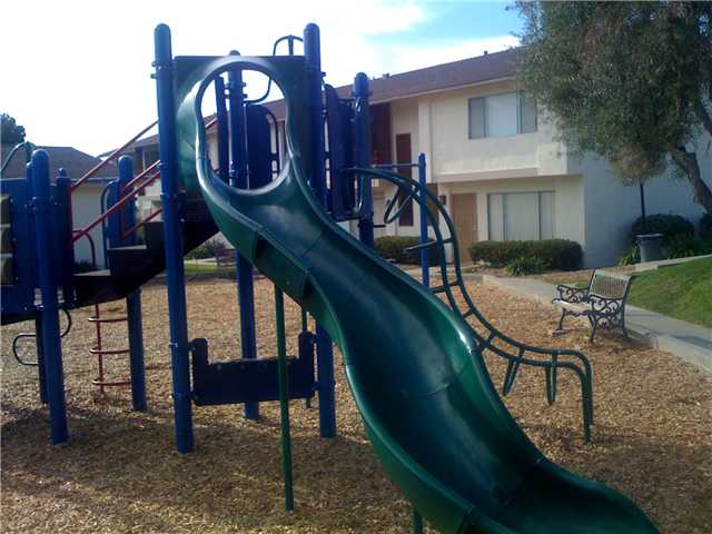 3510 Driftwood Pl, Oceanside, CA 92056 photo 2