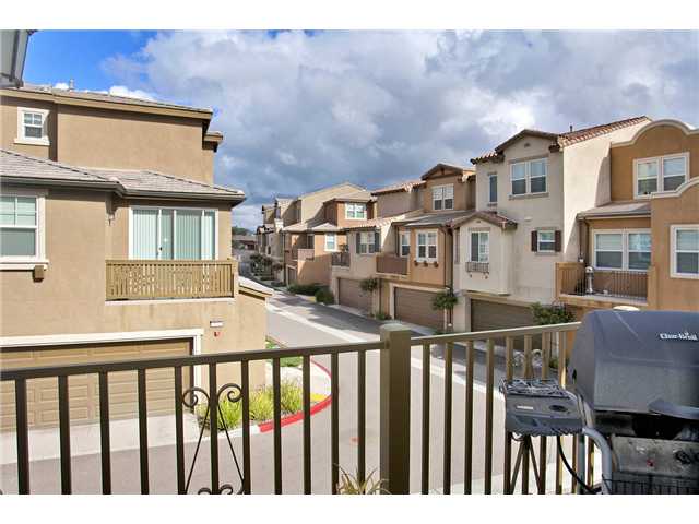 9802 Old Tree Ln, Santee, CA 92071 photo 13