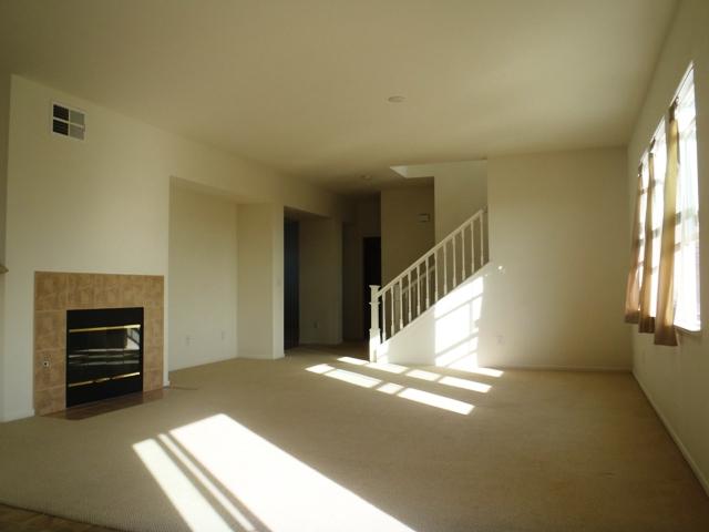 3215 Toopal Dr, Oceanside, CA 92058 photo 2
