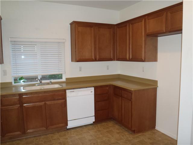 3215 Toopal Dr, Oceanside, CA 92058 photo 4
