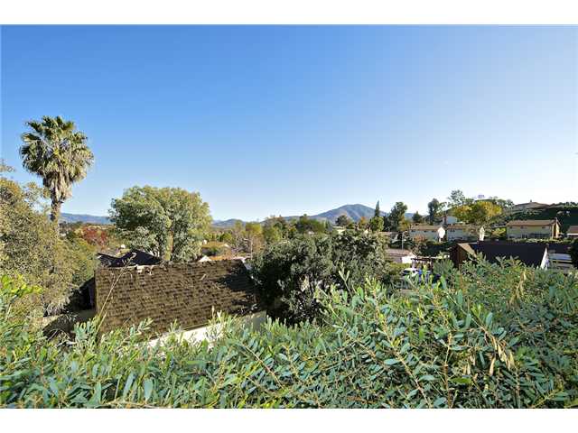 2545 Granada Cir, Spring Valley, CA 91977 photo 3