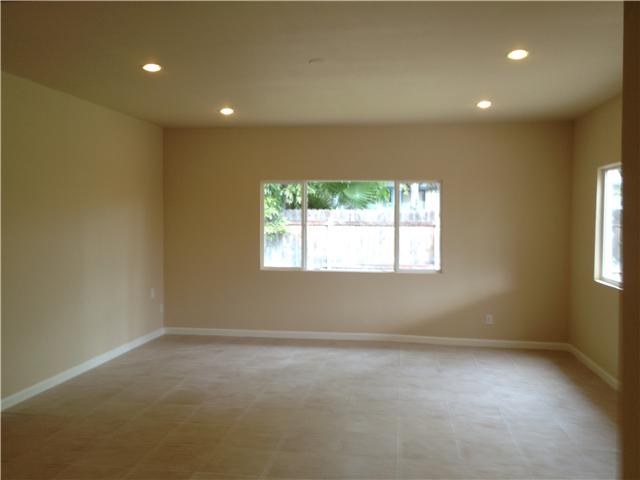596 Cedar St, El Cajon, CA 92021 photo 4