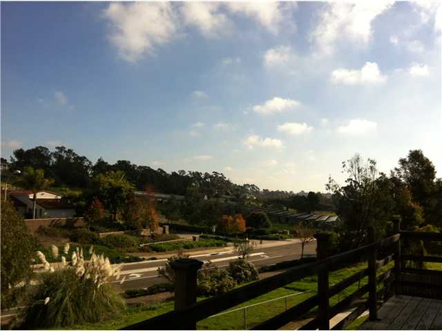 989 Sidonia St, Encinitas, CA 92024 photo 1
